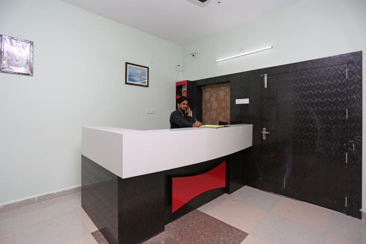 Oyo 24317 Aditya Guest House 3 Bhubaneswar Ngoại thất bức ảnh